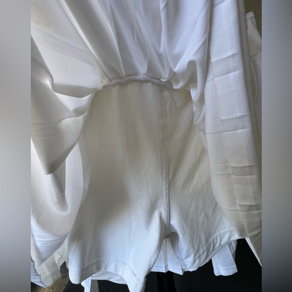 ADIDAS PLEATED SKORT, SIZE: Medium White - Picture 5 of 5